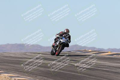 media/Dec-07-2025-CVMA (Sun) [[3e7d2de5dc]]/Race 7-Formula Lightweight Twins Shootout/